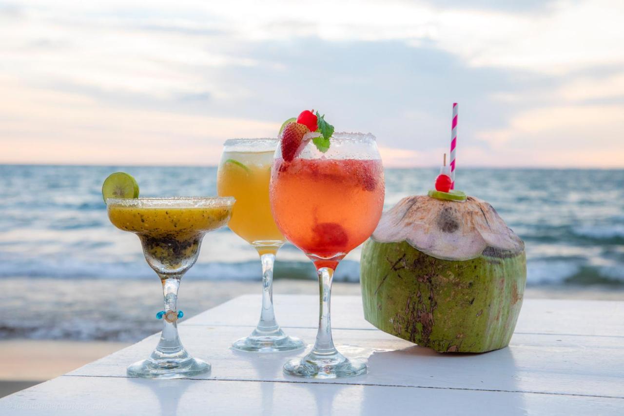 Mar Amar Casa De Playa Hotel Covenas Ngoại thất bức ảnh